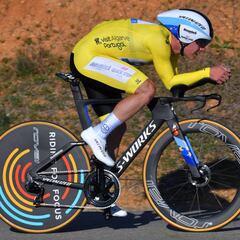 Evenepoel: "Lucharé en el Giro hasta donde llegue"