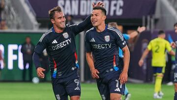 Chucky Lozano se encara con reportero: “¿No viste el partido?"