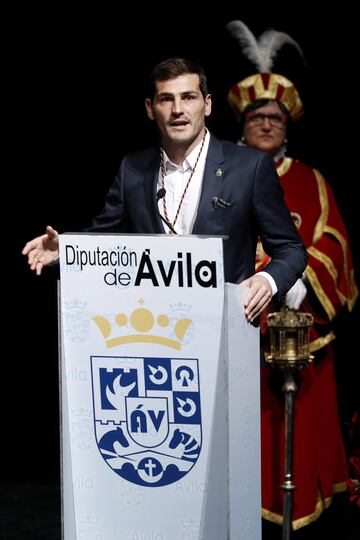 Iker Casillas honoured to receive Gold Medal award in Ávila