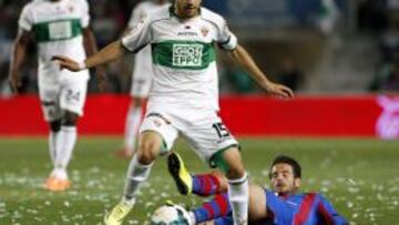 Carles Gil, durante un partido.