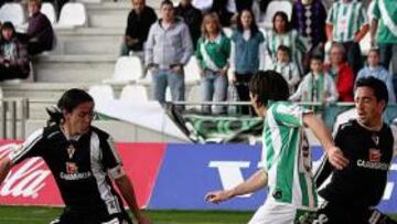 <b>BUEN VISITANTE. </b>El Murcia demostró ayer en El Arcángel que se siente más cómodo jugando lejos de su estadio.