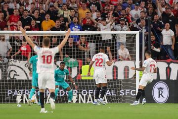 2-0. Erik Lamela marca el segundo gol.