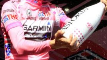 El tapado se destapa con Bauer de referente