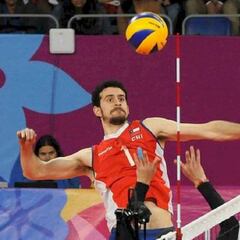 La "petición" a Vidal del chileno que juega vóley en el Barcelona