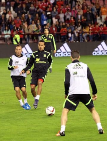 Santi Cazorla y Thiago Alcntara.