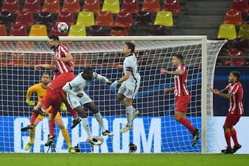 Felipe, Antonio Rudiger, César Azpilicueta y Mario Hermoso.