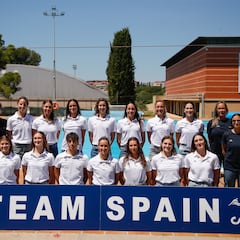 Unos Europeos mixtos antes de la Sagrada Familia de los Juegos