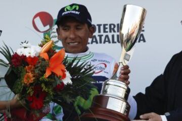 GRA126. VILANOVA I LA GELTRÚ (BARCELONA), 26/03/2016.- El corredor colombiano del equipo Movistar, Nairo Quintana con el maillot de lider tras la sexta etapa de la Volta a Catalunya disputada hoy entre las localidades de Sant Joan Despí y Vilanova i la Geltrú, con un recorrido de 197,2 km. EFE/ Quique García