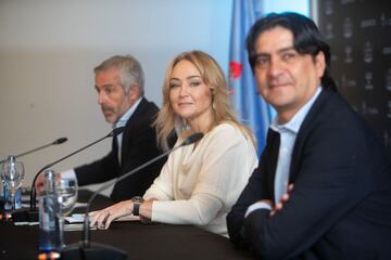 Jose Gainzarain, CEO del Celta, Marián Mouriño, presidenta, y Marco Garcés, director de fútbol, en la rueda de prensa ofrecida en A Sede.