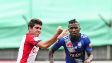 Sebastián Martínez no pude con Bolaños, la figura del partido.