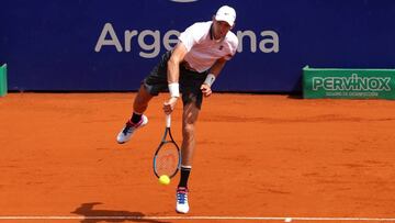 El chileno vive su peor momento en la ATP. Esta vez, perdi&oacute; contra el espa&ntilde;ol Roberto Carball&eacute;s, su tercera derrota seguida ante un jugador fuera del Top 100.