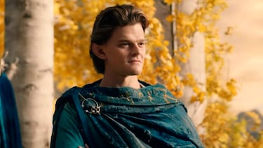 Hugo Weaving, Elrond en ‘El Señor de los Anillos’, revela por qué no ha visto ‘Los Anillos de Poder’