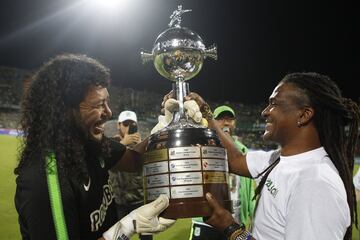 Nacional le rinde homenaje a Tréllez con la Copa Libertadores