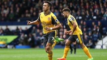 Para Ryan Giggs, los únicos jugadores de clase mundial que hay en la Premier son Alexis Sánchez y Sergio Agüero,.