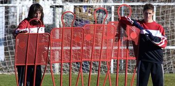 Germán Burgos y Fernando Torres, en un entrenamiento del Atlético en 2002.