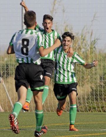 Partido de semifinales de Infantiles entre el Betis y el Celta.