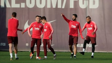 Barcelona - Manchester United: team news and starting XIs