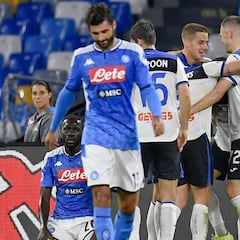 Nápoles y De Laurentiis explotan contra los árbitros