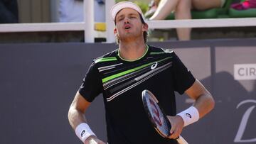 Tenis, Nicolas Jarry vs Sebastian Baez
Se enfrentan por semifinales los tenistas Nicolas Jarry de Chile vs Sebastian Baez de Argentina por el ATP Challenger Santiago 2 2021 en el Club Palestino en Santiago, Chile.
9/10/2021
Javier Salvo/Photosport