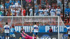 Matías Zaldivia tiene a Colo Colo en la mira: con este gol la U volvió a la cima