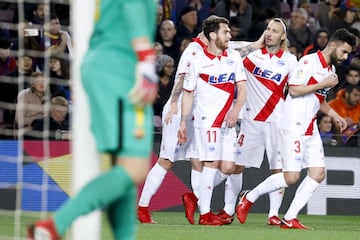 0-1. Guidetti celebró el primer gol.