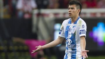 El PSV mejora la oferta del Celta de Vigo por Hirving Lozano