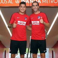 La alegría del Cholo y el shock de Godín: primer entreno en el Wanda