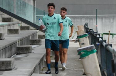 Montero ya entrena a las ¨®rdenes de Jos¨¦ Alberto en el Racing