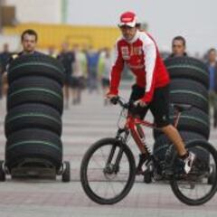 El español Fernando Alonso insistirá en tener un equipo