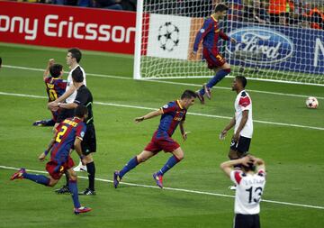 Tras eliminar al Real Madrid en semifinales el Barcelona se enfrentó en Wembley al Manchester United. En el minuto 70, con 2-1 en el marcador favorable al conjunto catalán, David Villa con un perfecto disparo con la derecha anotó el 3-1 definitivo y el Barcelona consiguió su cuarta Champions League, primera en el palmarés del asturiano.