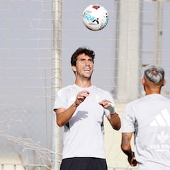 Manu Lama, el kaiser del Granada