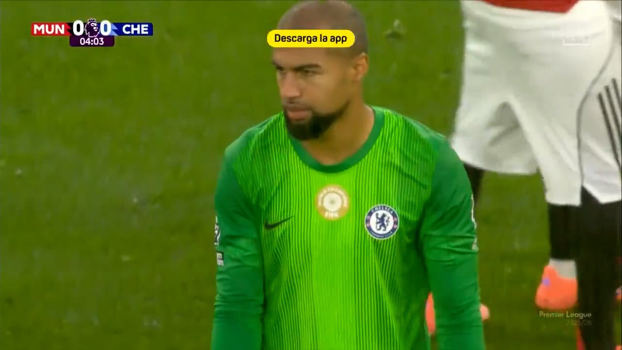 El cruce de cables de Robert Sánchez en el 5′ que hundió al Chelsea en Old Trafford