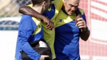 <b>EL ÚLTIMO. </b>Zapata se retiró ayer del entrenamiento tras lesionarse.