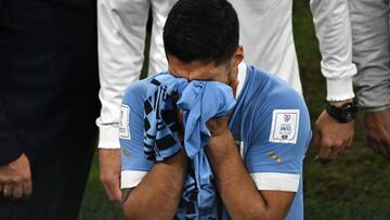 El delantero charrúa se fue molesto y triste por la eliminación de Uruguay; dejó un último mensaje probablemente dirigido a los árbitros.