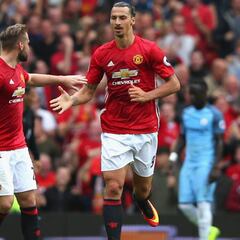 Zlatan Ibrahimovic no para de marcar en los derbis