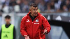 Jorge Almirón sigue el peor ejemplo de Gustavo Quinteros