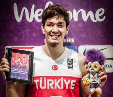 Así es Cedi Osman, la esperanza turca: de anunciar champú a compartir vestuario con LeBron