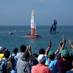 Cádiz lleva en volandas a España