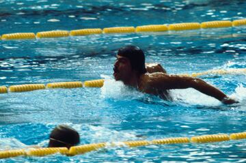 Ganó 7 medallas de oro en la disciplina de natación.