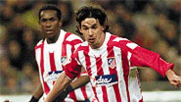 <b>EL DOBLE PIVOTE</B>. Albertini y Emerson son dueños del doble pivote atlético.