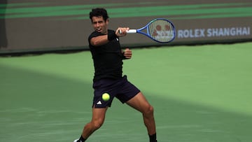 Tennis - ATP Masters 1000 - Shanghai Masters - Qizhong Forest Sports City Arena, Shangai, China - October 1, 2025 Spain's Jaume Munar in action during his first round match against Hungary's Marton Fucsovics REUTERS/Go Nakamura