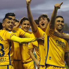 El AD Alcorcón colabora con dos campañas solidarias que suman más de 11.000 euros recaudados