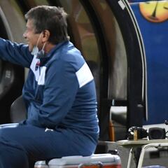 Bolillo supera el COVID-19 y vuelve a prácticas con el DIM