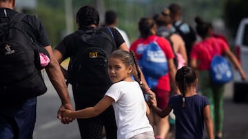 El miedo y la incertidumbre debido a las redadas permea el regreso a clases, por lo que se pronostica que menos niños asistan a la escuela.