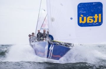 Itaú, de Dag Von Appen se quedó con la jornada inaugural de la Regata “Copa Itaú-MBDA”