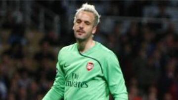 Almunia ante el Manchester