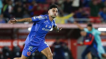 Altamirano recibe el mensaje más especial tras su llegada a la U: “Lo deportivo pasa...”