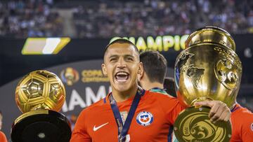 Alexis se recupera en Tocopilla: "El tobillo está mejor"