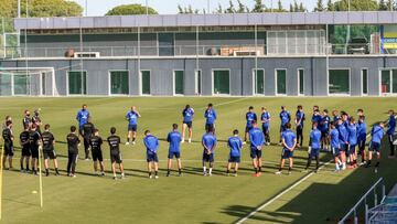 Los nueve futbolistas que regresan al Cádiz tras su cesión