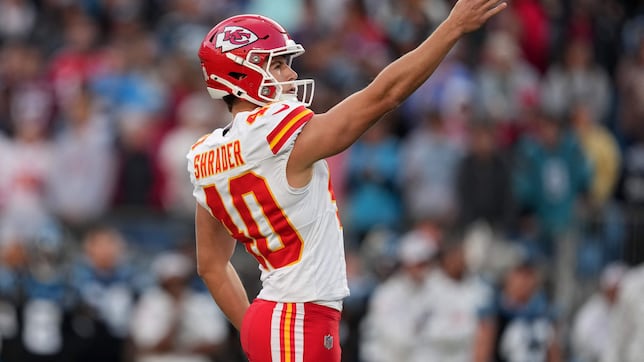 Los Chiefs vencen a Panthers con gol de campo en los instantes finales